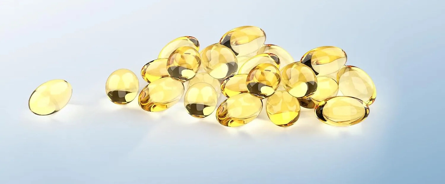 A pile of AMORNING fish oil mini softgels